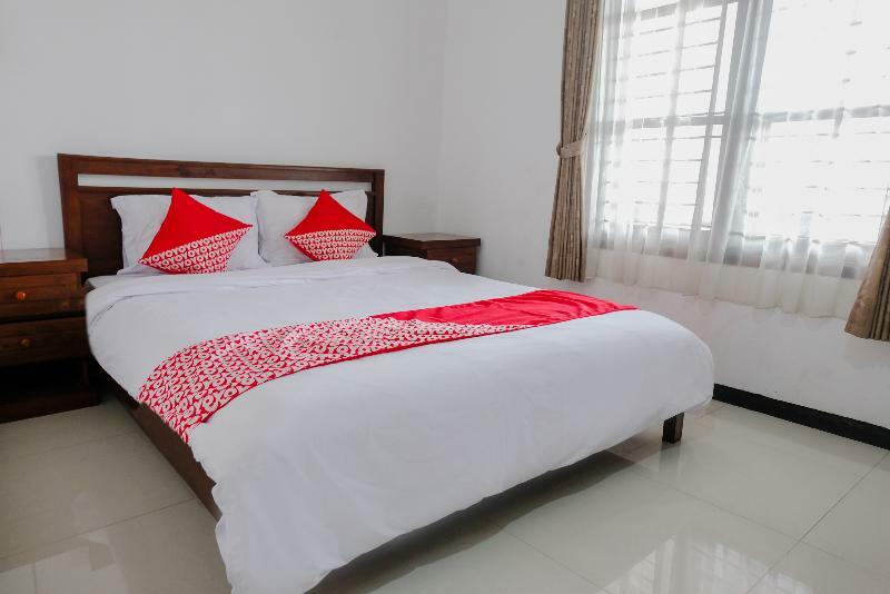 Oyo 350 D' Maktab Homestay Syariah Malang Eksteriør billede
