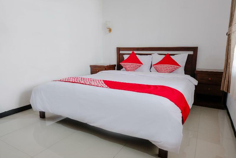 Oyo 350 D' Maktab Homestay Syariah Malang Eksteriør billede