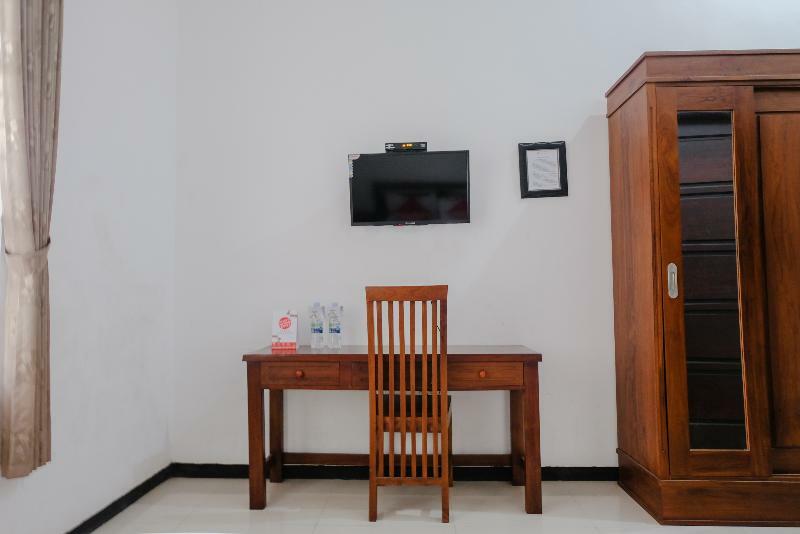 Oyo 350 D' Maktab Homestay Syariah Malang Eksteriør billede